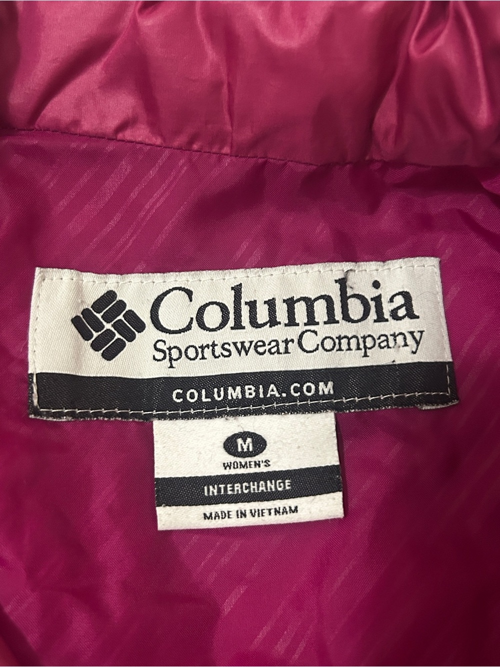 Columbia Women's Magenta Quilted Packable Puffer Jacket - Picture 3 of 3
